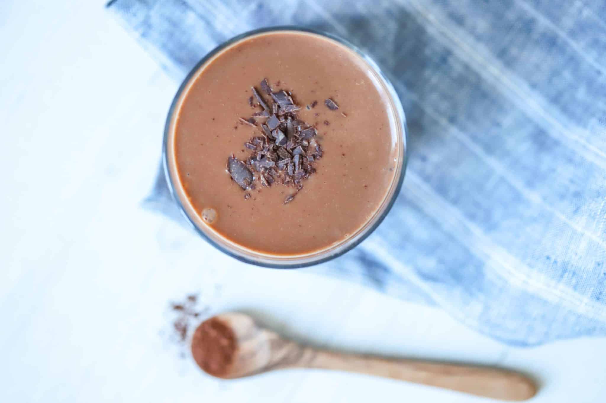 Post-workout proteïne smoothie met chocolade