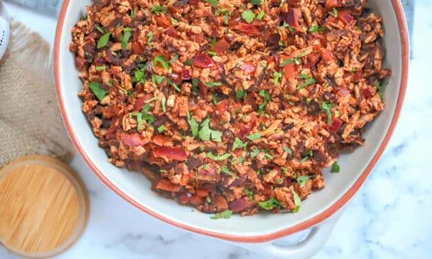 Versnipperde Tofu met Pikante Tomatenglazuur