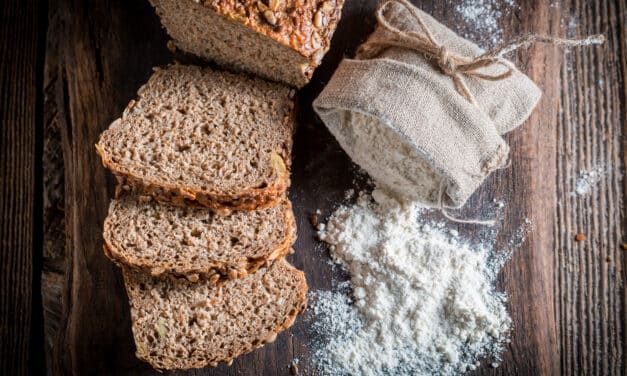 Hoe je zelf koolhydraatarm brood kunt bakken + wat je nodig hebt