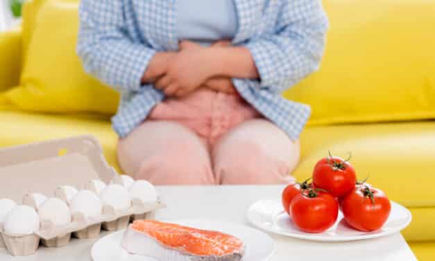 Opgezette buik na het eten: De oorzaken en oplossingen