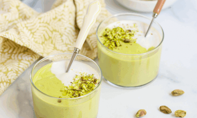 Romige pistache-kokospudding