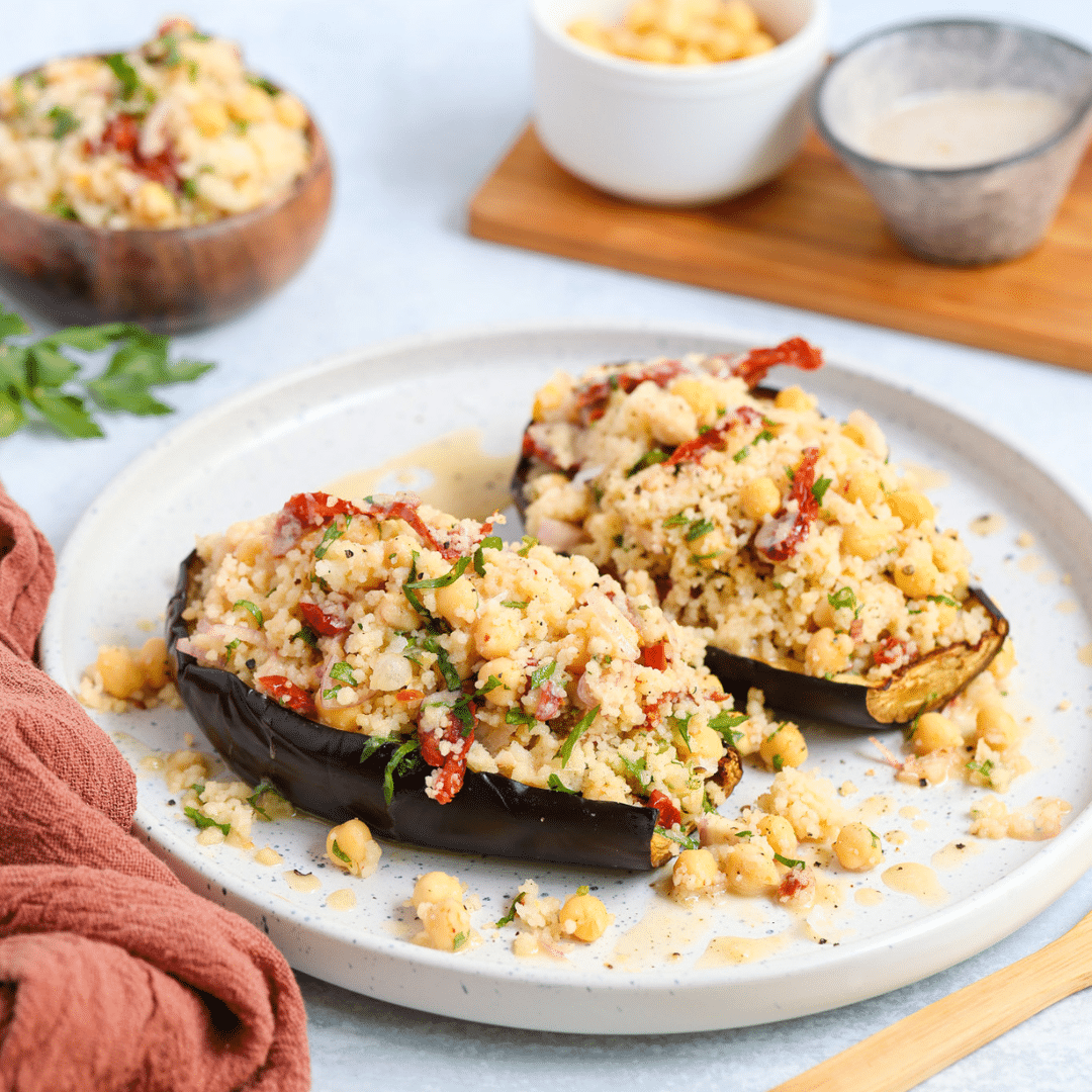 Geroosterde aubergine met couscous - Nutrifoodz Geroosterde aubergine met couscous - Nutrifoodz