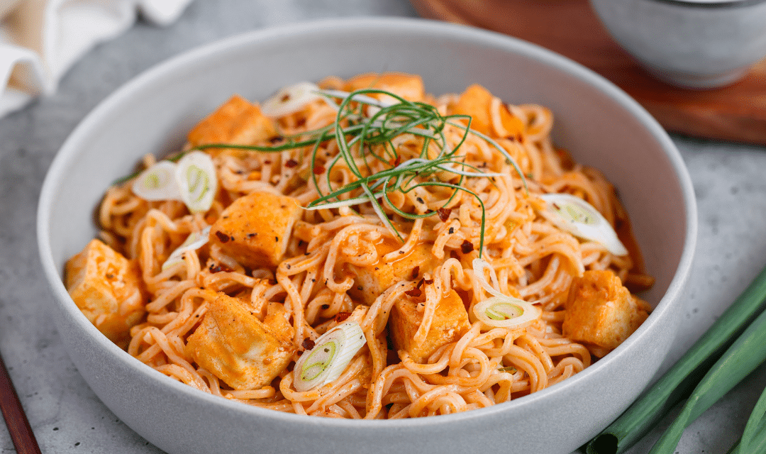 Noedels met Rode Curry en Tofu