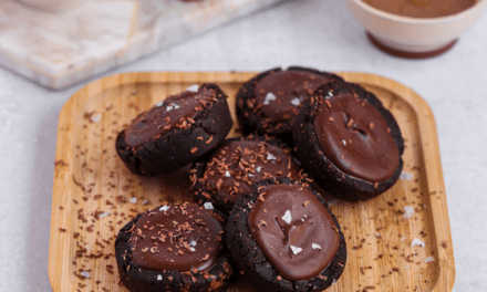 Chocolade-Pindakaas Cups met Ganache Chocolate Nut Butter Cups with Ganache (2)