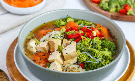 Instant Vermicelli Soep met Tofu Instant Vermicelli Tofu Soup (2)